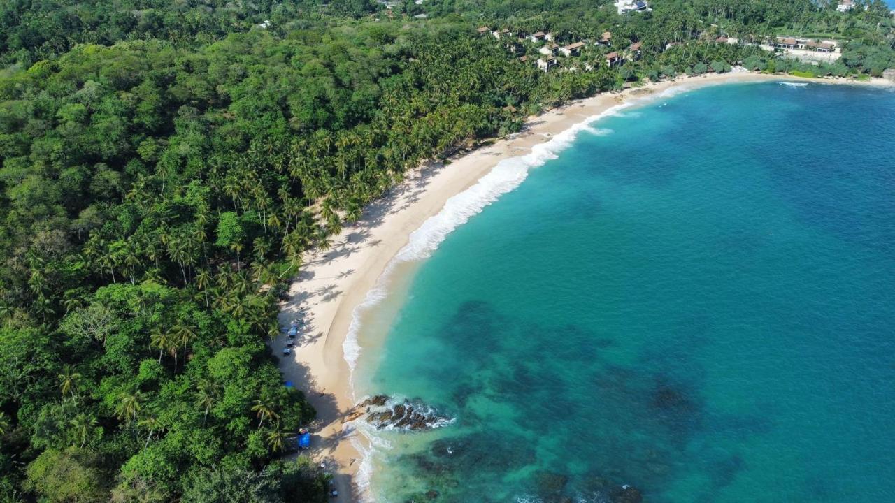 Hotel Sea Breeze Garden Tangalle Esterno foto